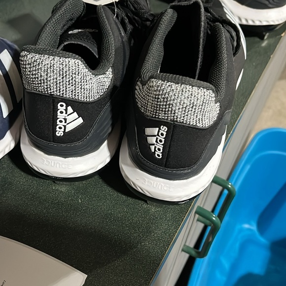 Adidas Men’s Baseball Shoes - Picture 2 of 4